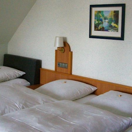 Gasthaus Zum Baeren Gaestehaus Wittighausen Bagian luar foto